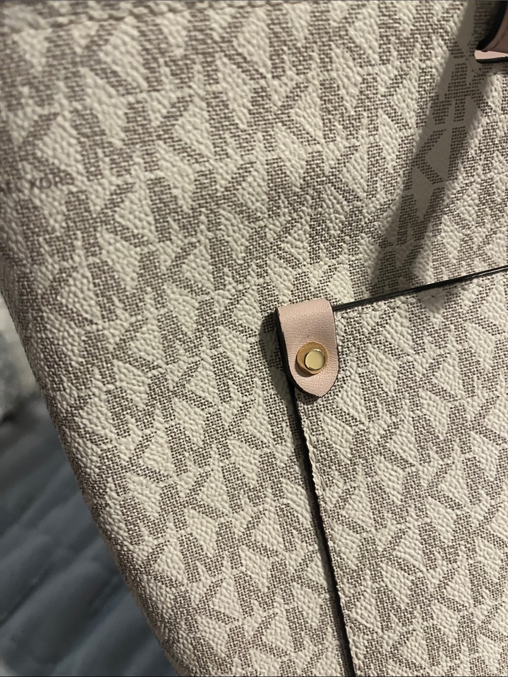 Michael Kors Beige Pale Pink MK Logo Tote - Picture 5 of 5